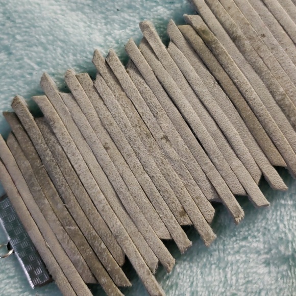 100% Blackish Gray Distressed Leather WristWrap - Picture 7 of 8